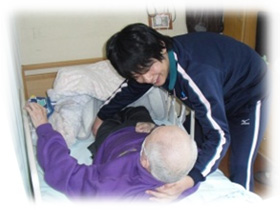 起床介助