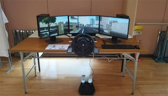 ドライブシュミレーターを使用した訓練をはじめ、車の乗り降り、車椅子の積み下ろしの練習など、運転再開に向けた訓練が行えます。